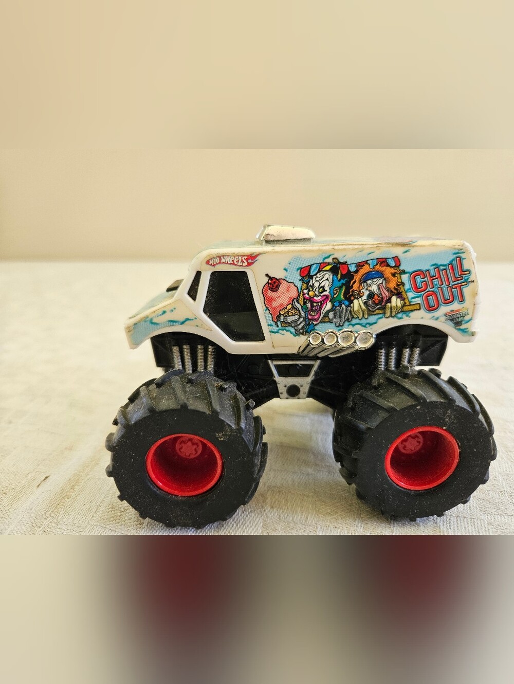 Chill Out Friction Monster Truck - Hot Wheels - Monster Jam - 2001 - 1:43 Loose